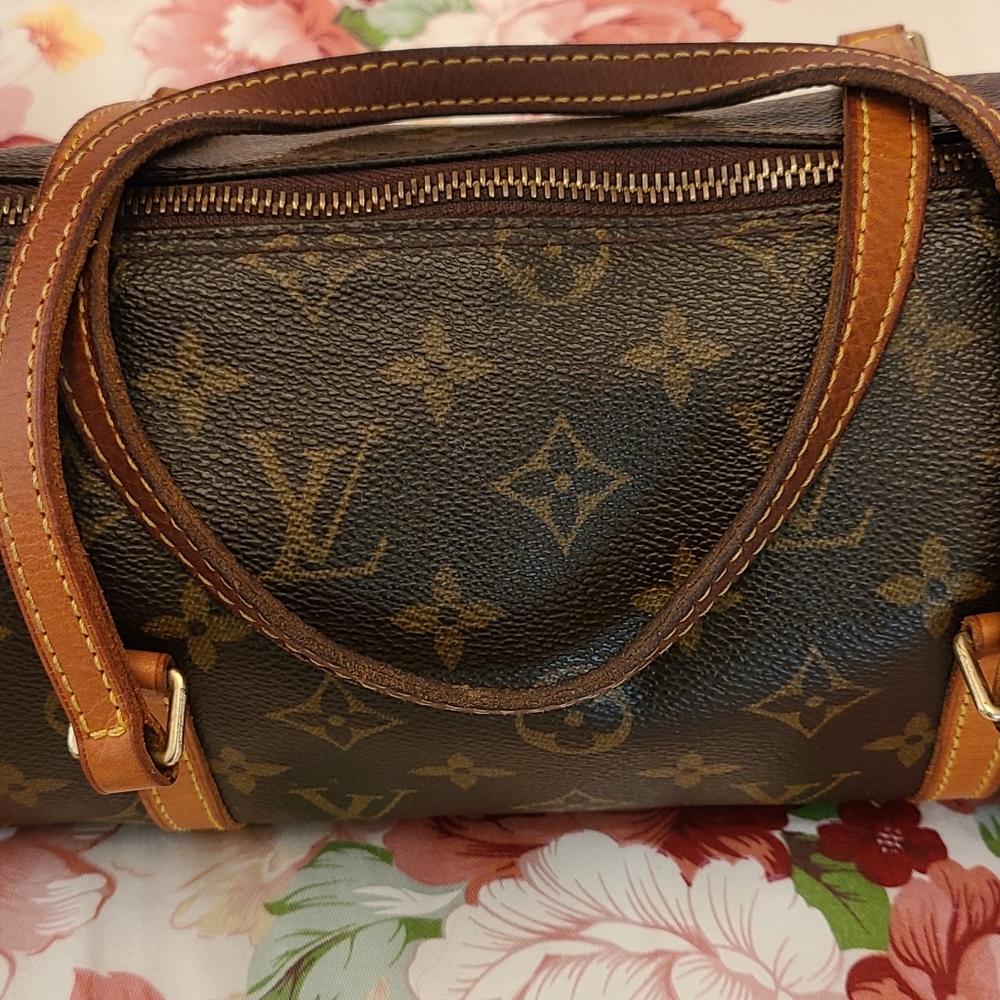 Louis Vuitton Papillion 26
